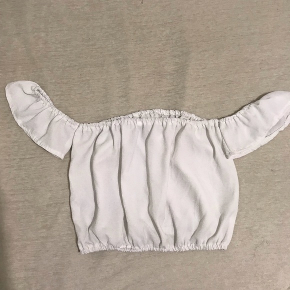 White top - Picture 1 of 2